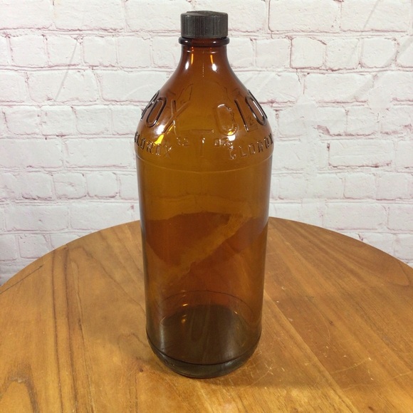 Vintage Clorox Amber Glass 32oz Glass Bottle with Cover - Picture 2 of 7